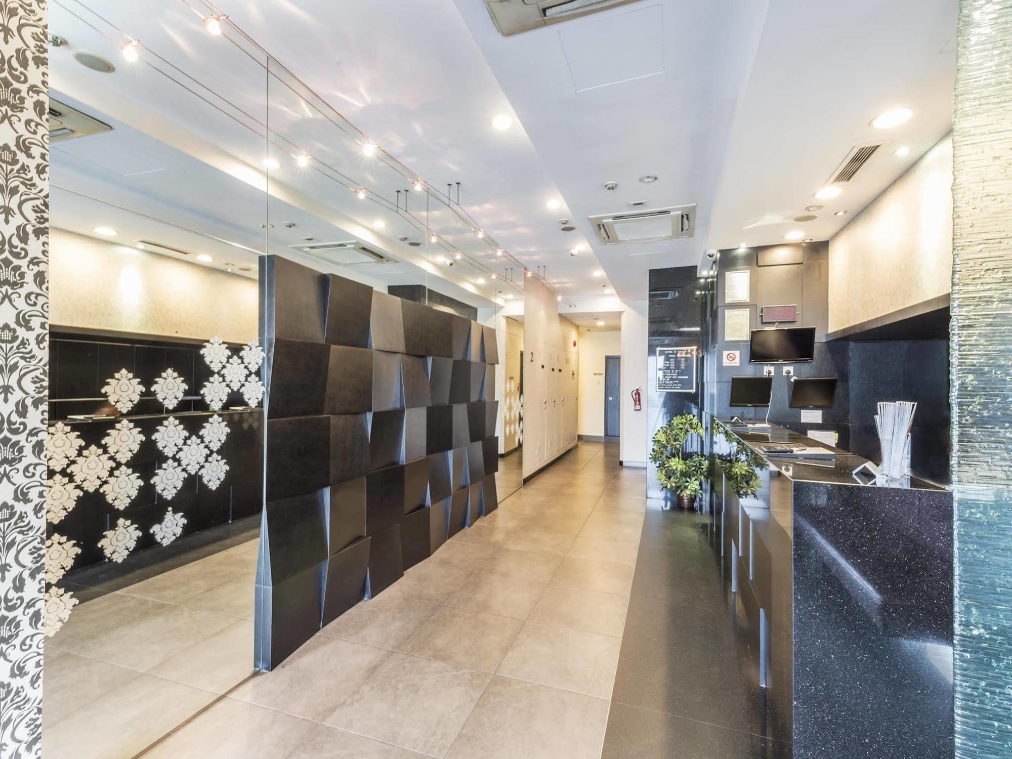 Hotel 81 Kovan Szingapúr Kültér fotó